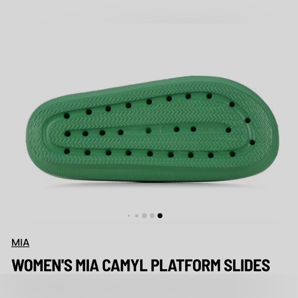 MIA Pool Slides Women’s Size 9 EUC - Picture 2 of 4